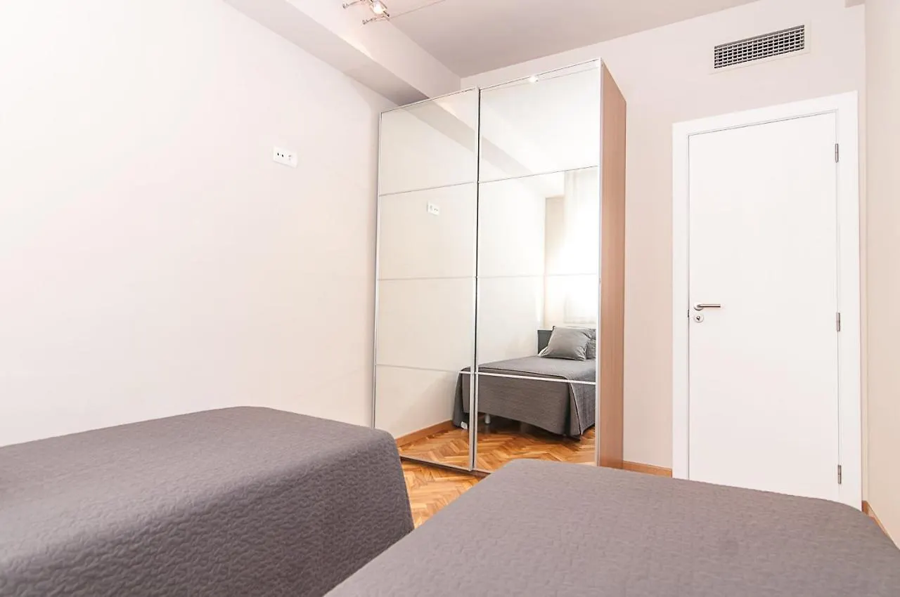 Apartment Weflating Diagonal